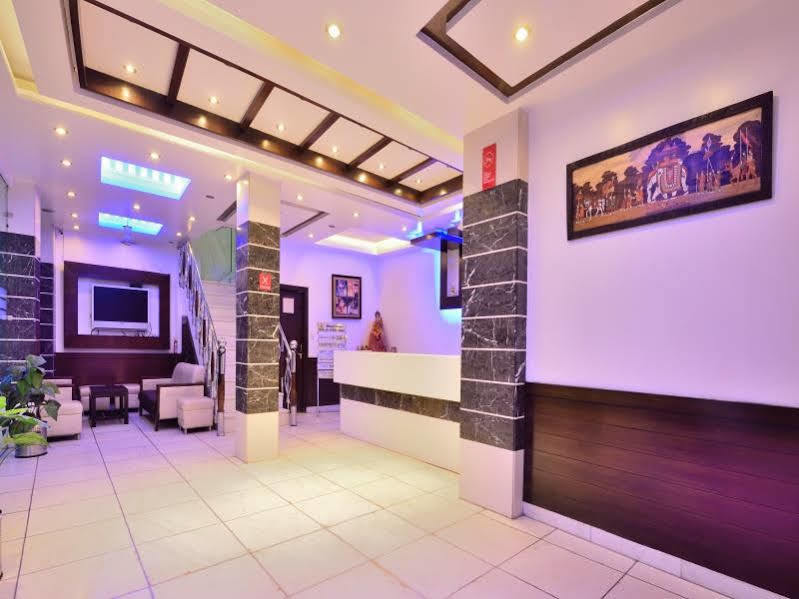 Oyo 7781 Hotel Sai International Νέο Δελχί Εξωτερικό φωτογραφία